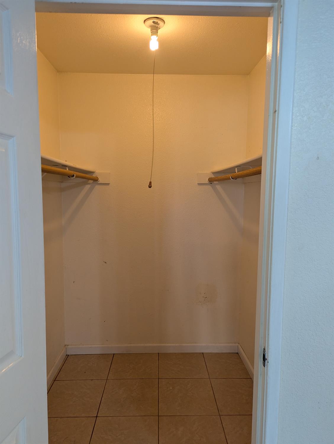 2228 Drake Avenue Merced, CA 95348 - Photo 19 of 24 a view of bathroom