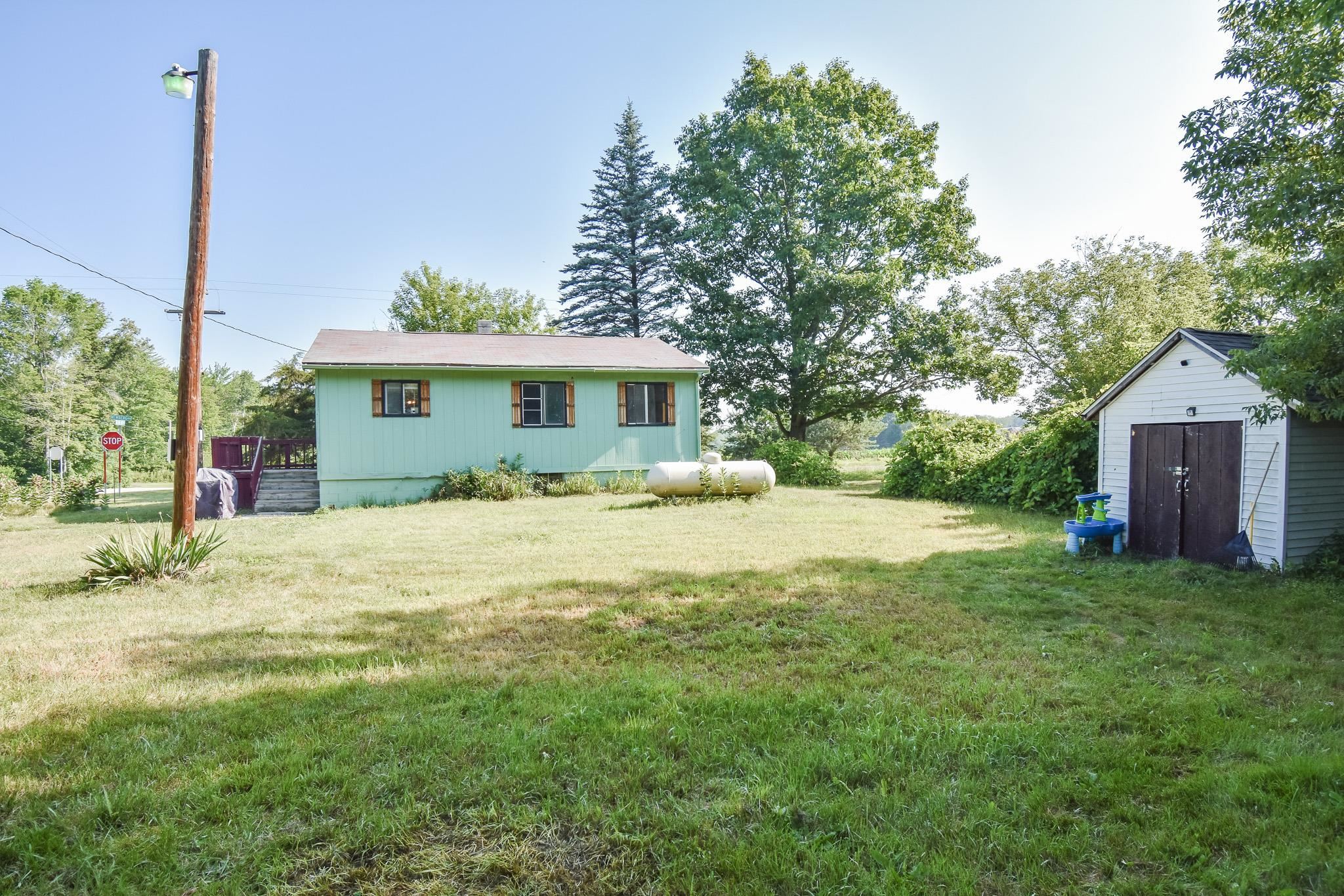 1493 West Newberg Road Pinconning, MI 48650 - Photo 9 of 11