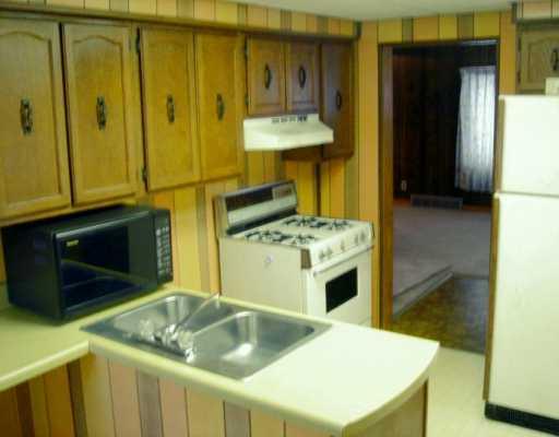 487 Butler Road Kittanning, PA 16201 - Photo 4 of 8 Kitchen.