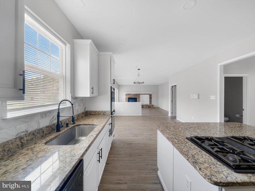 2000 Del Sol Court Bowie, MD 20721 - Photo 21 of 66 kitchen
