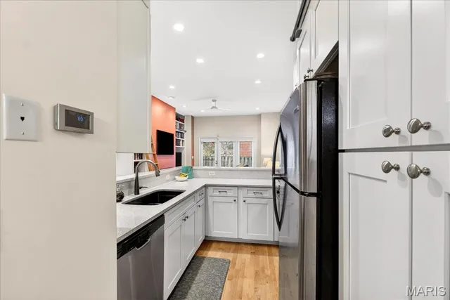 $378,000 | 4303 Laclede Avenue, Unit D, St. Louis, MO 63108