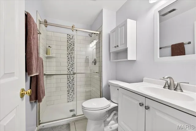 $378,000 | 4303 Laclede Avenue, Unit D, St. Louis, MO 63108