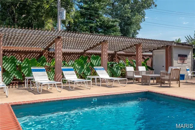 $378,000 | 4303 Laclede Avenue, Unit D, St. Louis, MO 63108