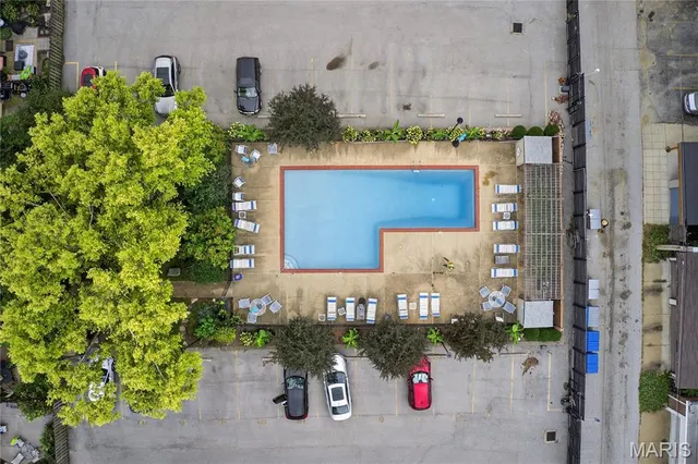 $378,000 | 4303 Laclede Avenue, Unit D, St. Louis, MO 63108