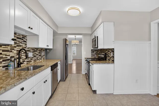 $3,299 | 5816 Apple Wood Lane, Burke, VA 22015