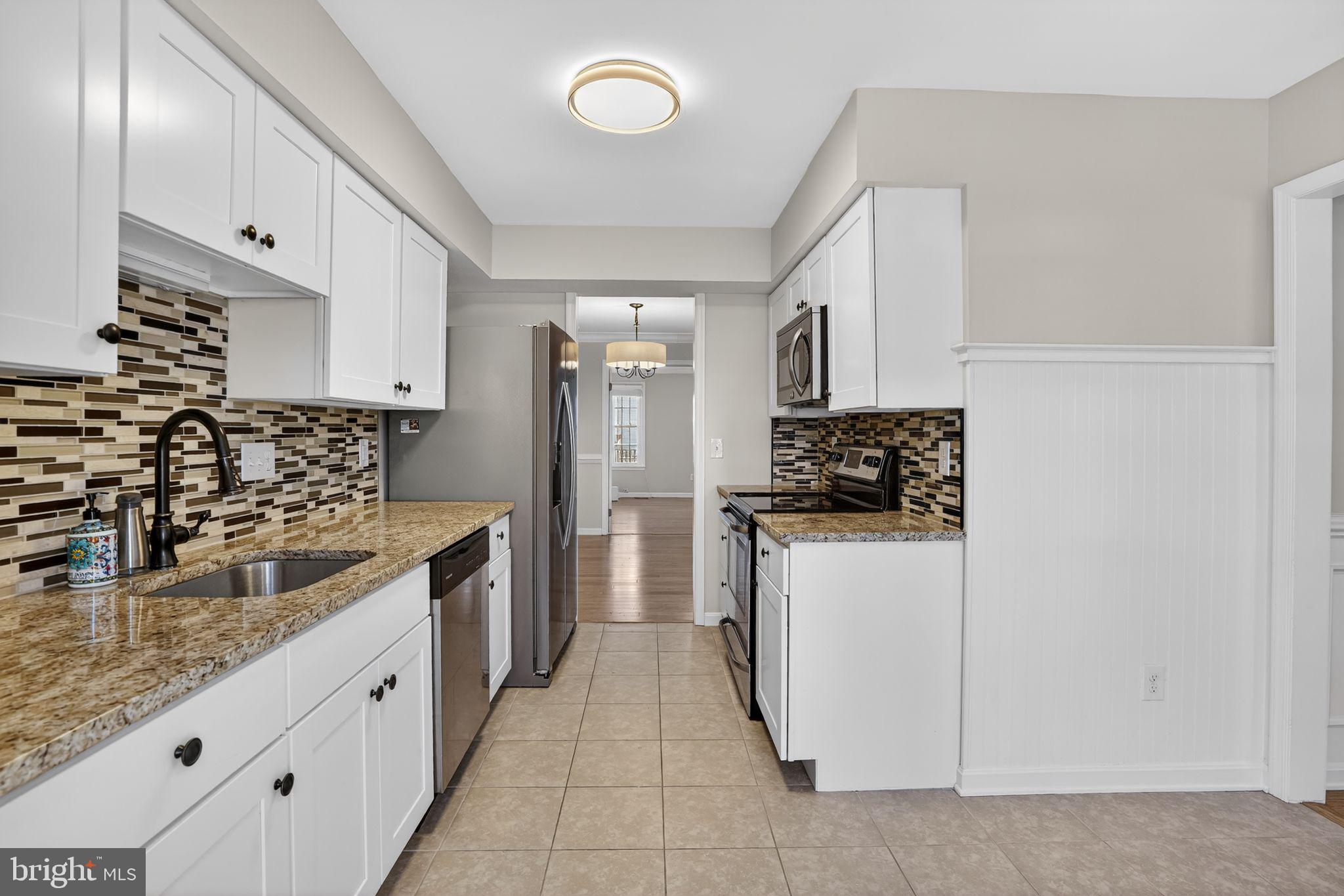 5816 Apple Wood Lane Burke, VA 22015 - Photo 8 of 30