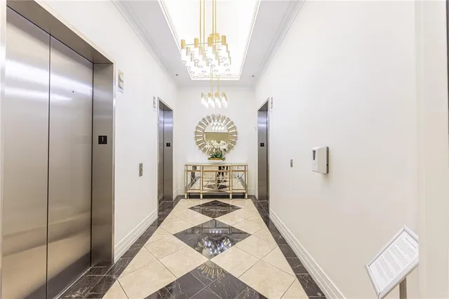 a very nice looking room with a large mirror