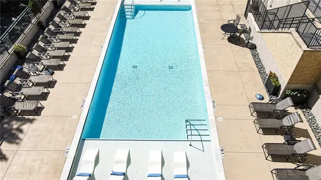 $280,000 | 3040 Peachtree Road Northwest, Unit 613, Atlanta, GA 30305