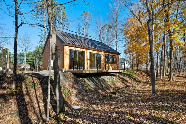 $499,000 | 8 River Road, Detroit, ME 04929