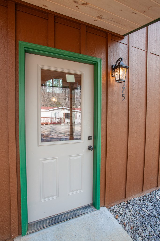 175 Fort Butler Street Murphy, NC 28906 - Photo 10 of 37 Gallery Image 10