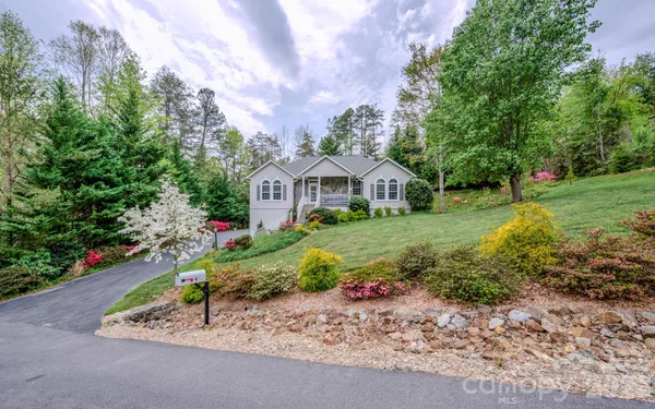 $769,000 | 9 Double Eagle Drive, Weaverville, NC 28787
