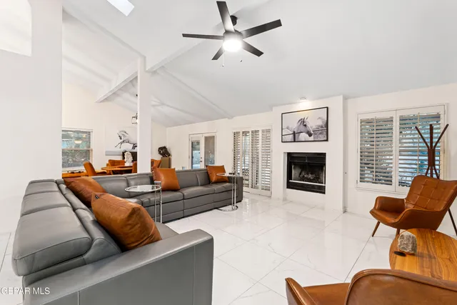 $449,999 | 5704 Verde Lagos Place, El Paso, TX 79932