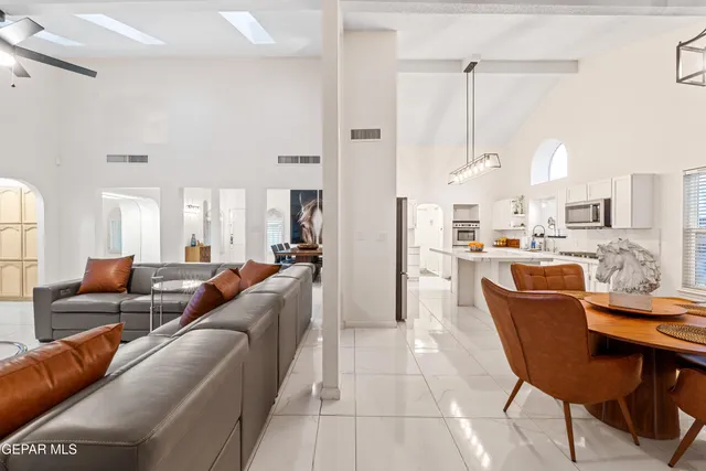 $449,999 | 5704 Verde Lagos Place, El Paso, TX 79932