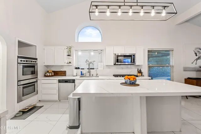 $449,999 | 5704 Verde Lagos Place, El Paso, TX 79932