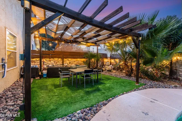 $449,999 | 5704 Verde Lagos Place, El Paso, TX 79932