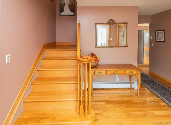 a bathroom with a tub