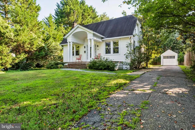 $2,900 | 221 Westwood Road, Annapolis, MD 21401