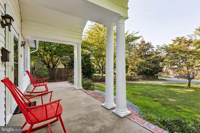 $2,900 | 221 Westwood Road, Annapolis, MD 21401