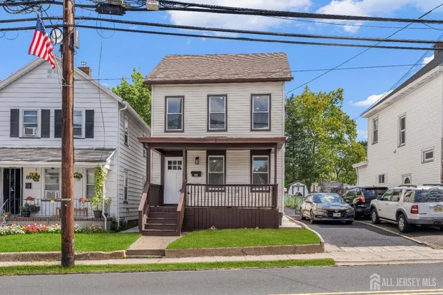 $494,800 | 91 South Main Street, Milltown, NJ 08850
