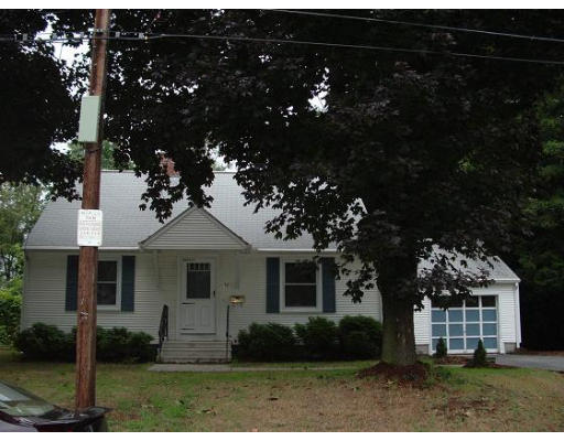 38 Hunnewell Road Worcester, MA 01606 - Photo 1 of 4 Gallery Image 1