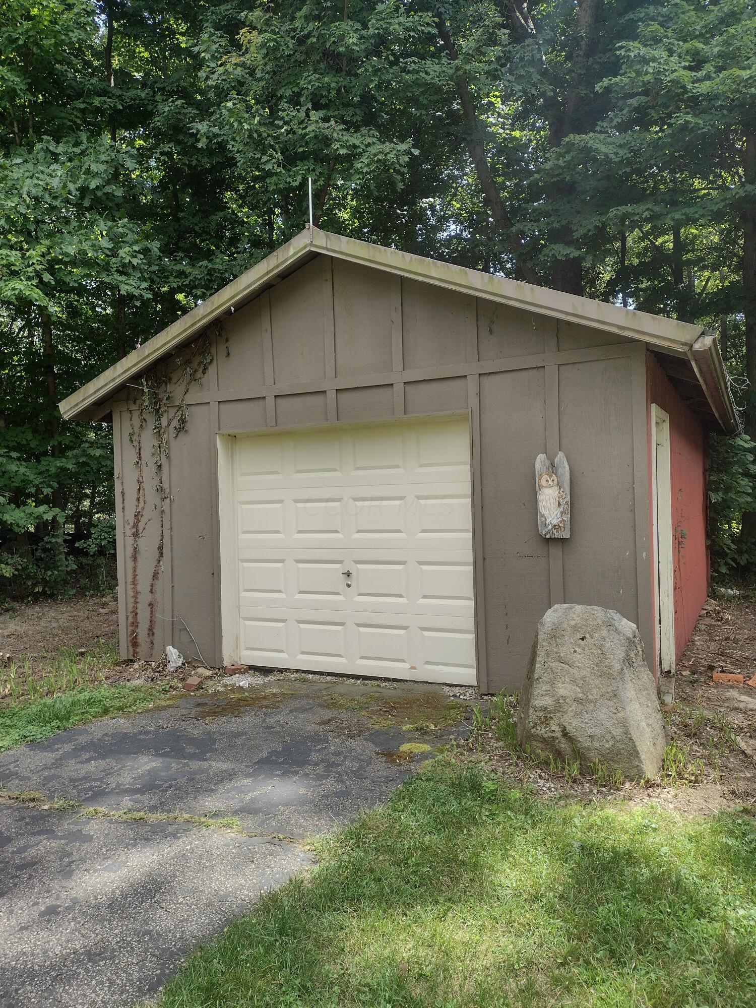 12120 Hartford Road Sunbury, OH 43074 - Photo 23 of 26 Storage Shed
