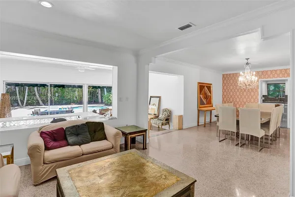 $15,000 | 3920 Monserrate Street, Coral Gables, FL 33134