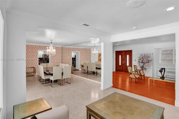 $15,000 | 3920 Monserrate Street, Coral Gables, FL 33134