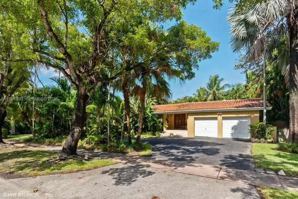 $13,000 | 3920 Monserrate Street, Coral Gables, FL 33134