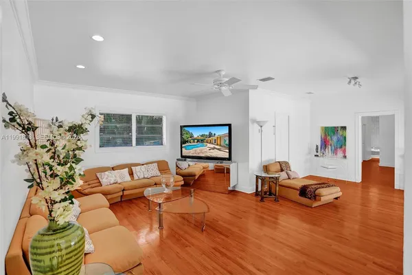 $15,000 | 3920 Monserrate Street, Coral Gables, FL 33134