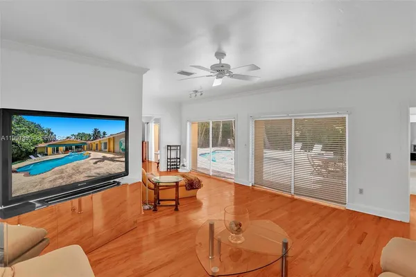 $15,000 | 3920 Monserrate Street, Coral Gables, FL 33134