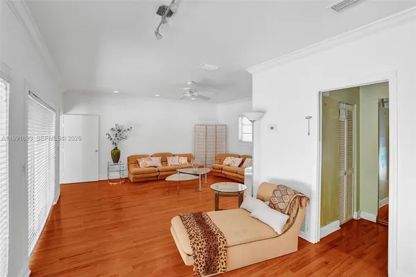 $15,000 | 3920 Monserrate Street, Coral Gables, FL 33134