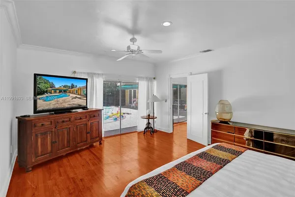 $15,000 | 3920 Monserrate Street, Coral Gables, FL 33134