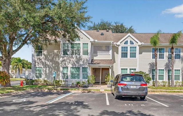 a car parked in front of a building