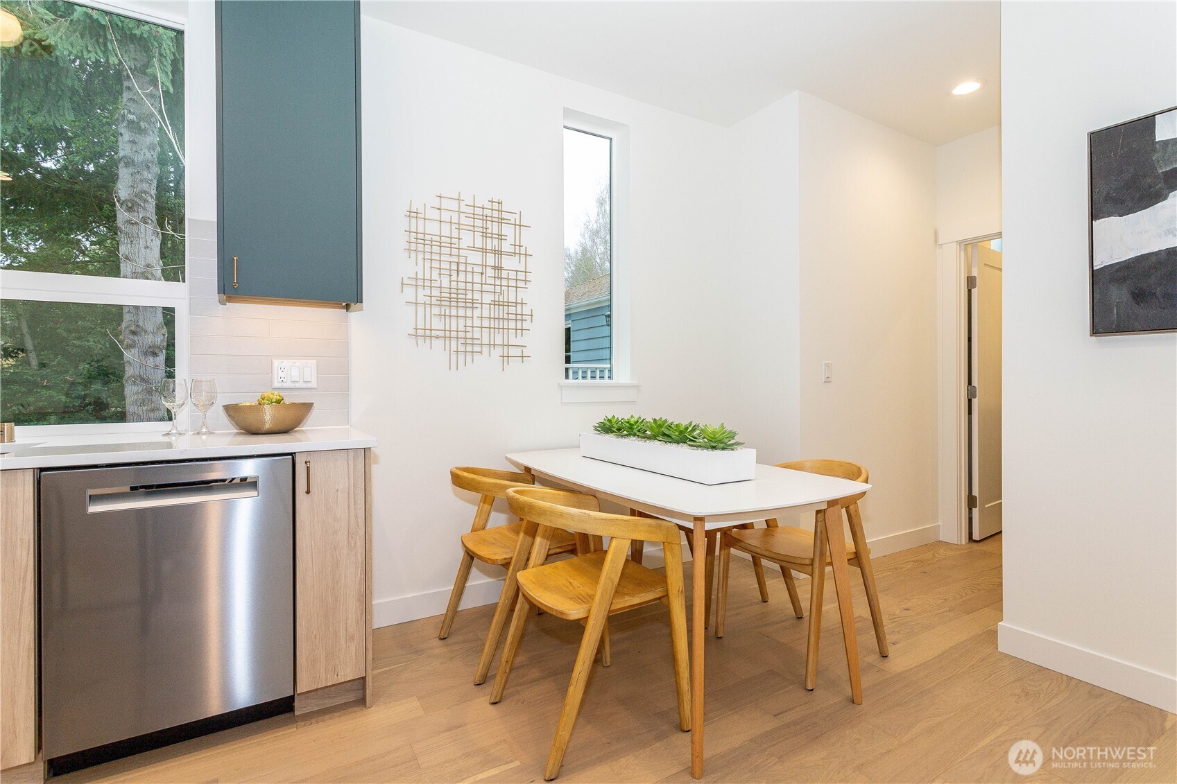 7341 21st Avenue Northeast Seattle, WA 98115 - Photo 12 of 33