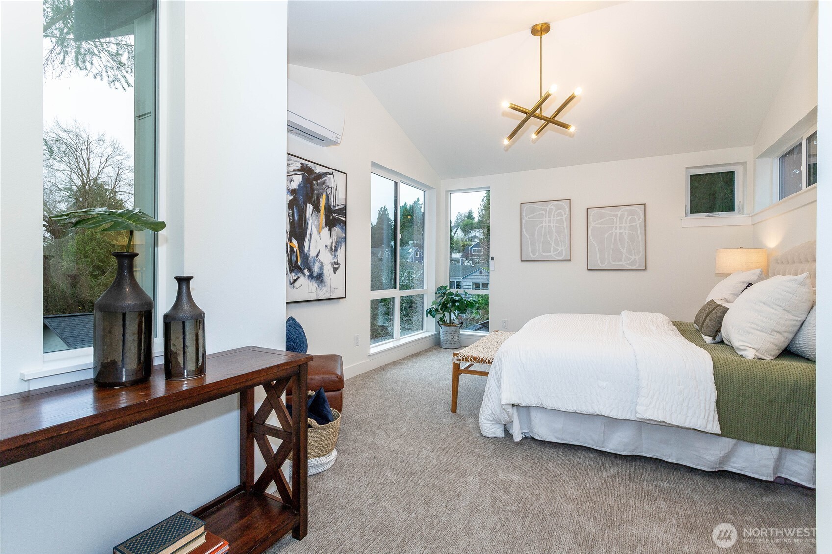 7341 21st Avenue Northeast Seattle, WA 98115 - Photo 17 of 33