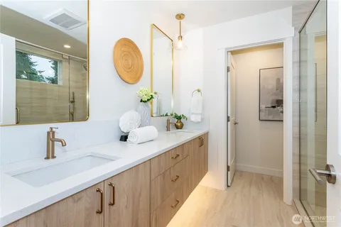 $1,195,000 | 7341 21st Avenue Northeast, Seattle, WA 98115