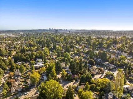 $1,195,000 | 7341 21st Avenue Northeast, Seattle, WA 98115