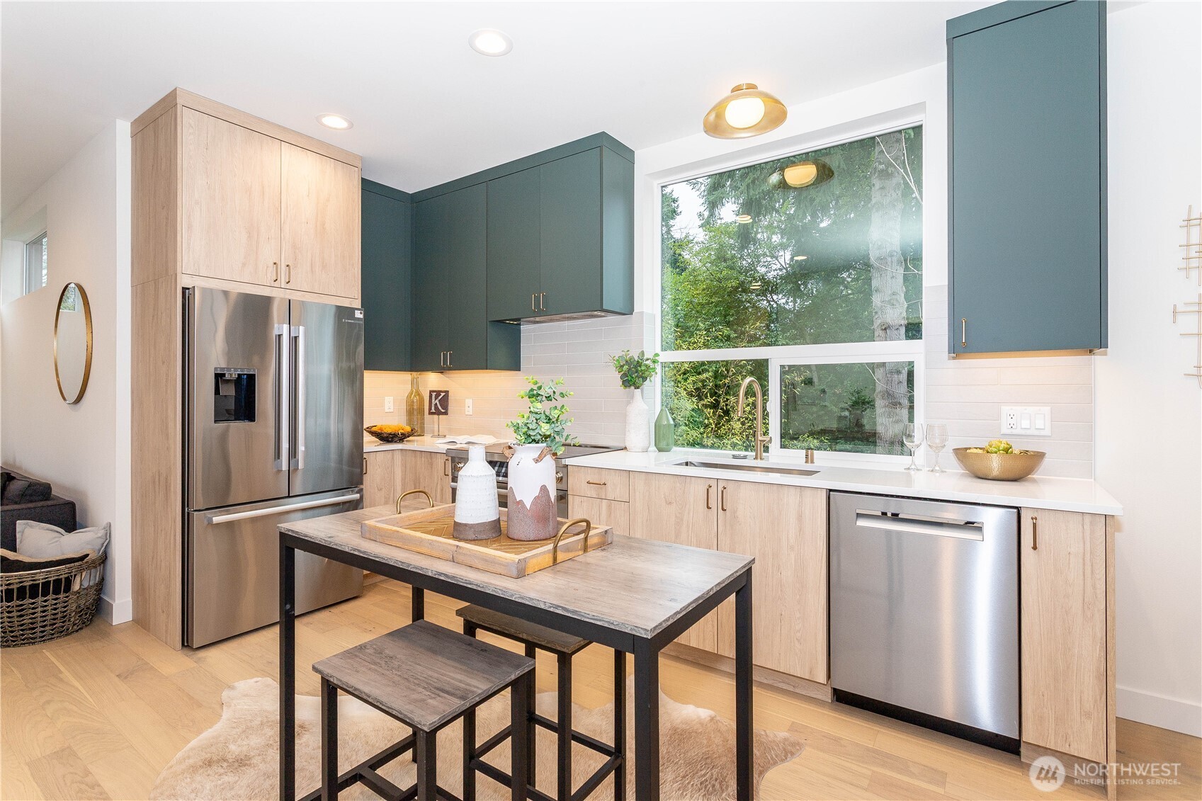 7341 21st Avenue Northeast Seattle, WA 98115 - Photo 8 of 33