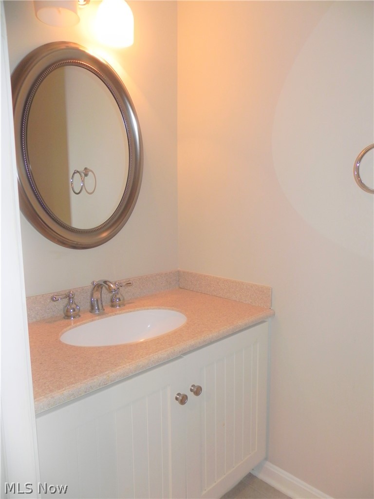 30239 Center Ridge Road, Unit 16 Westlake, OH 44145 - Photo 22 of 23 Half bath in fin. lower level.