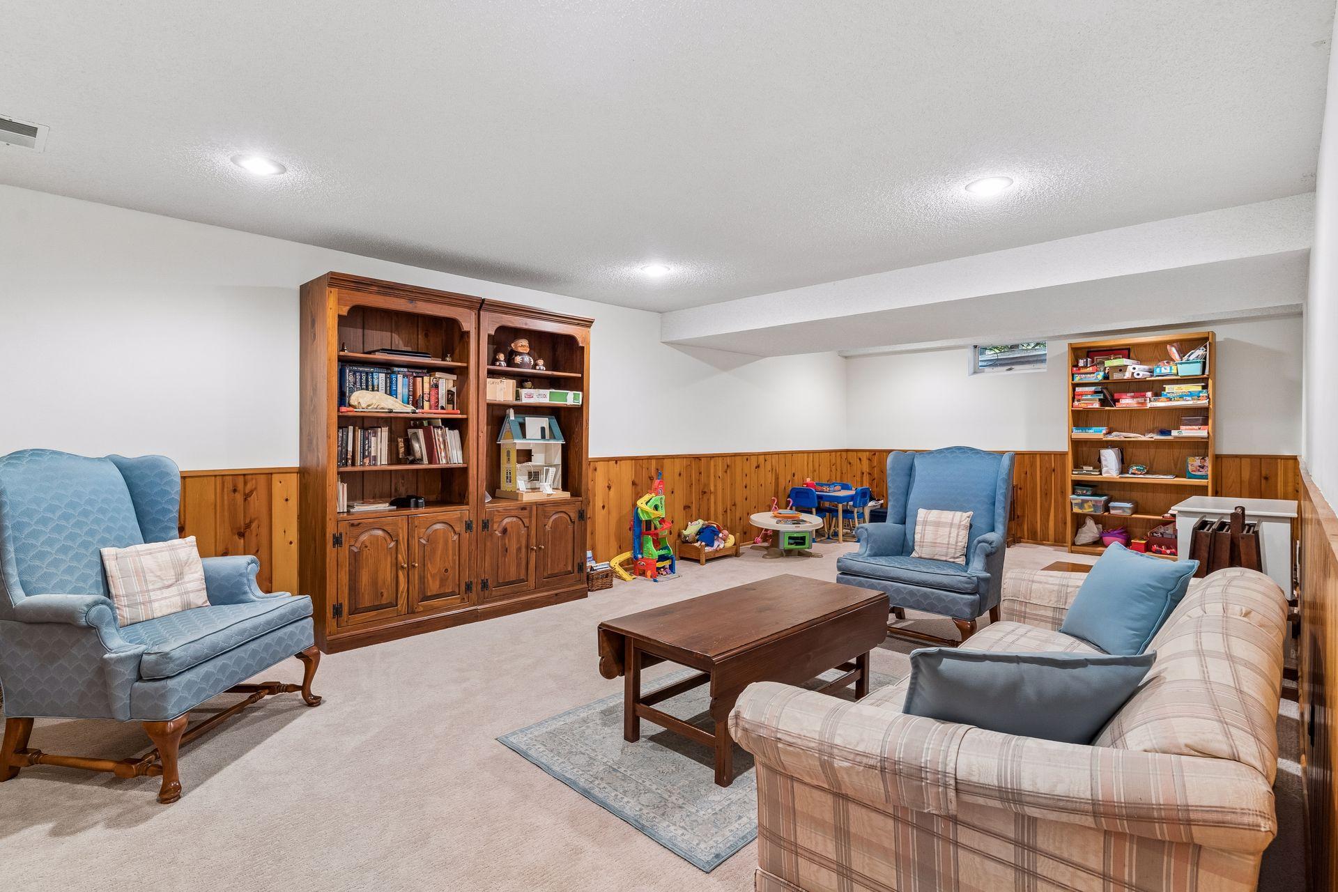 1359 Cherry Hill Road Mendota Heights, MN 55118 - Photo 31 of 37