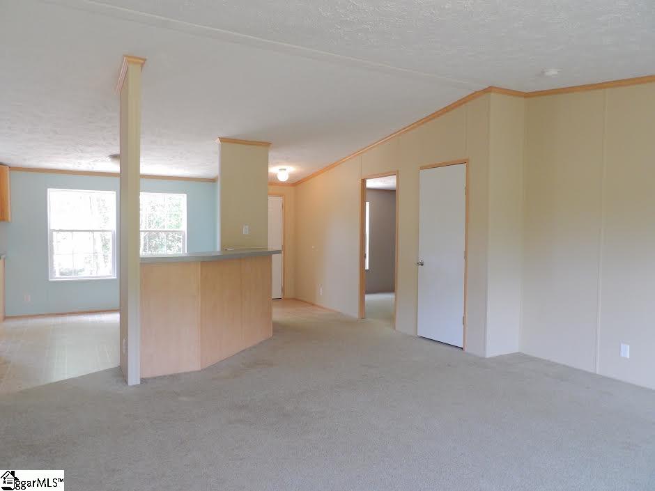 227 Snow Creek Road Seneca, SC 29678 - Photo 3 of 31 Gallery Image 3