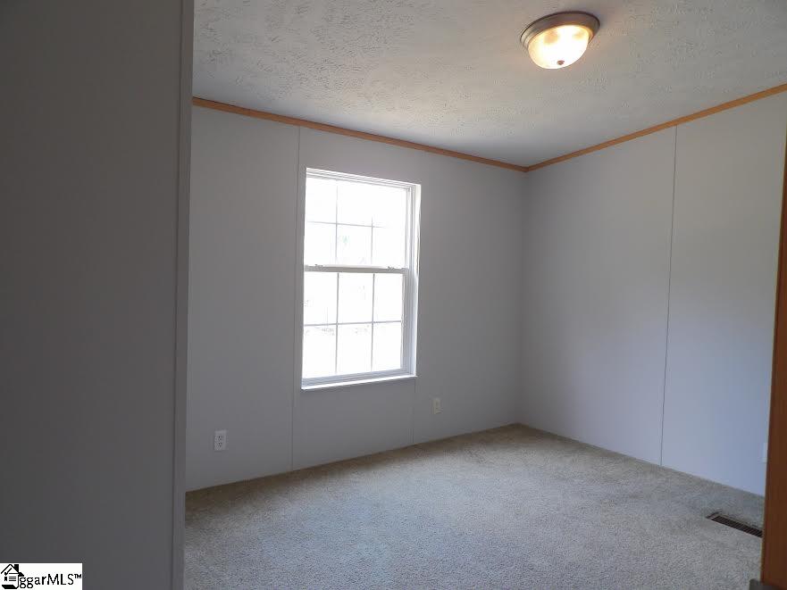227 Snow Creek Road Seneca, SC 29678 - Photo 7 of 31 Gallery Image 7