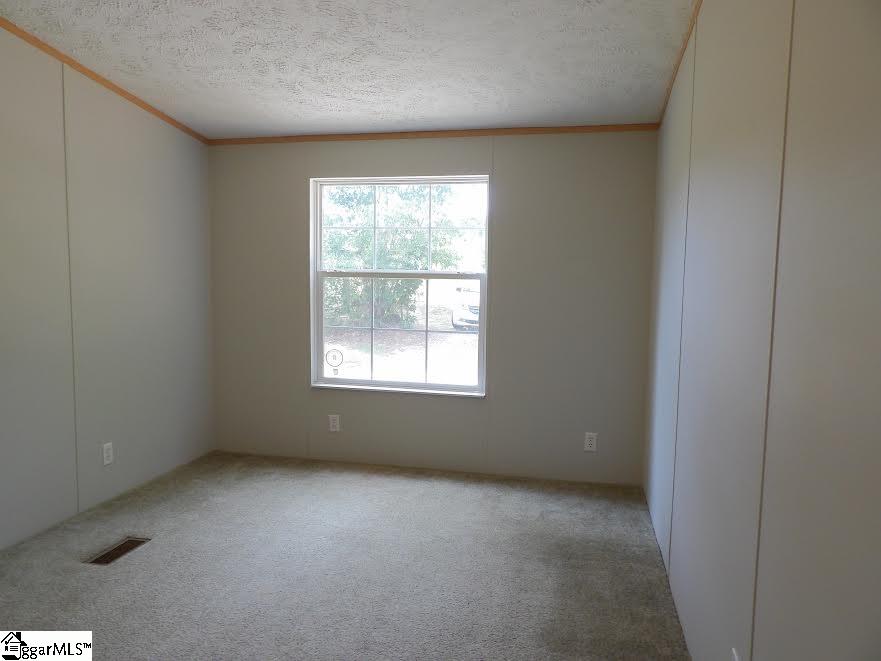 227 Snow Creek Road Seneca, SC 29678 - Photo 10 of 31 Gallery Image 10