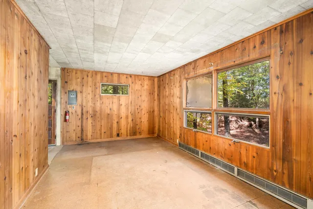 $130,000 | 8743 South Lyman Lake Road, South Range, WI 54874