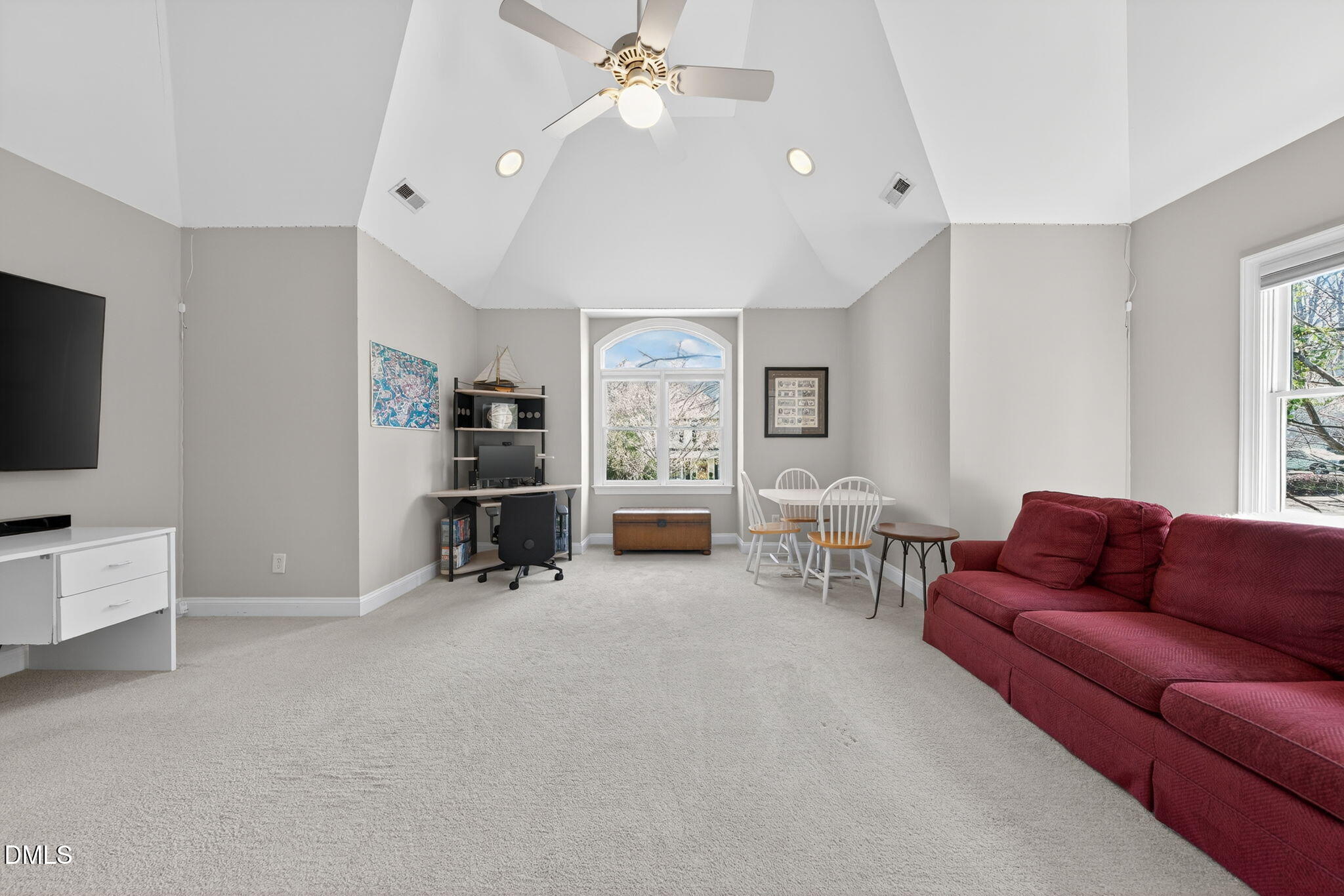 403 Rossburn Way Chapel Hill, NC 27516 - Photo 29 of 47 36-web-or-mls-403 Rossburn-28