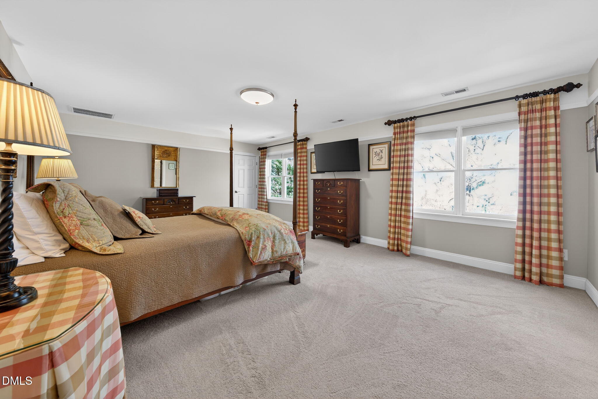 403 Rossburn Way Chapel Hill, NC 27516 - Photo 35 of 47 42-web-or-mls-403 Rossburn-34