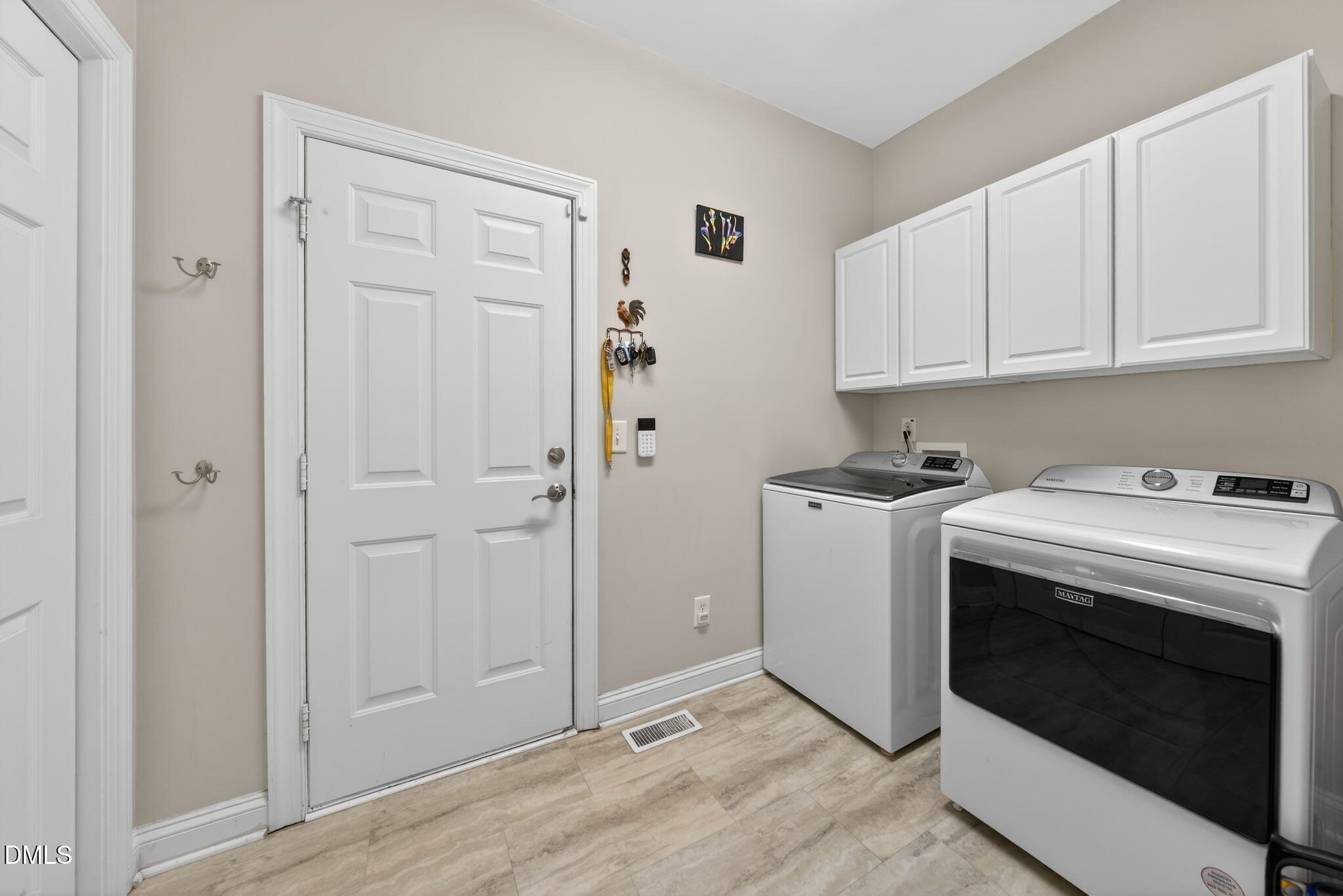 403 Rossburn Way Chapel Hill, NC 27516 - Photo 41 of 47 26-web-or-mls-403 Rossburn-18