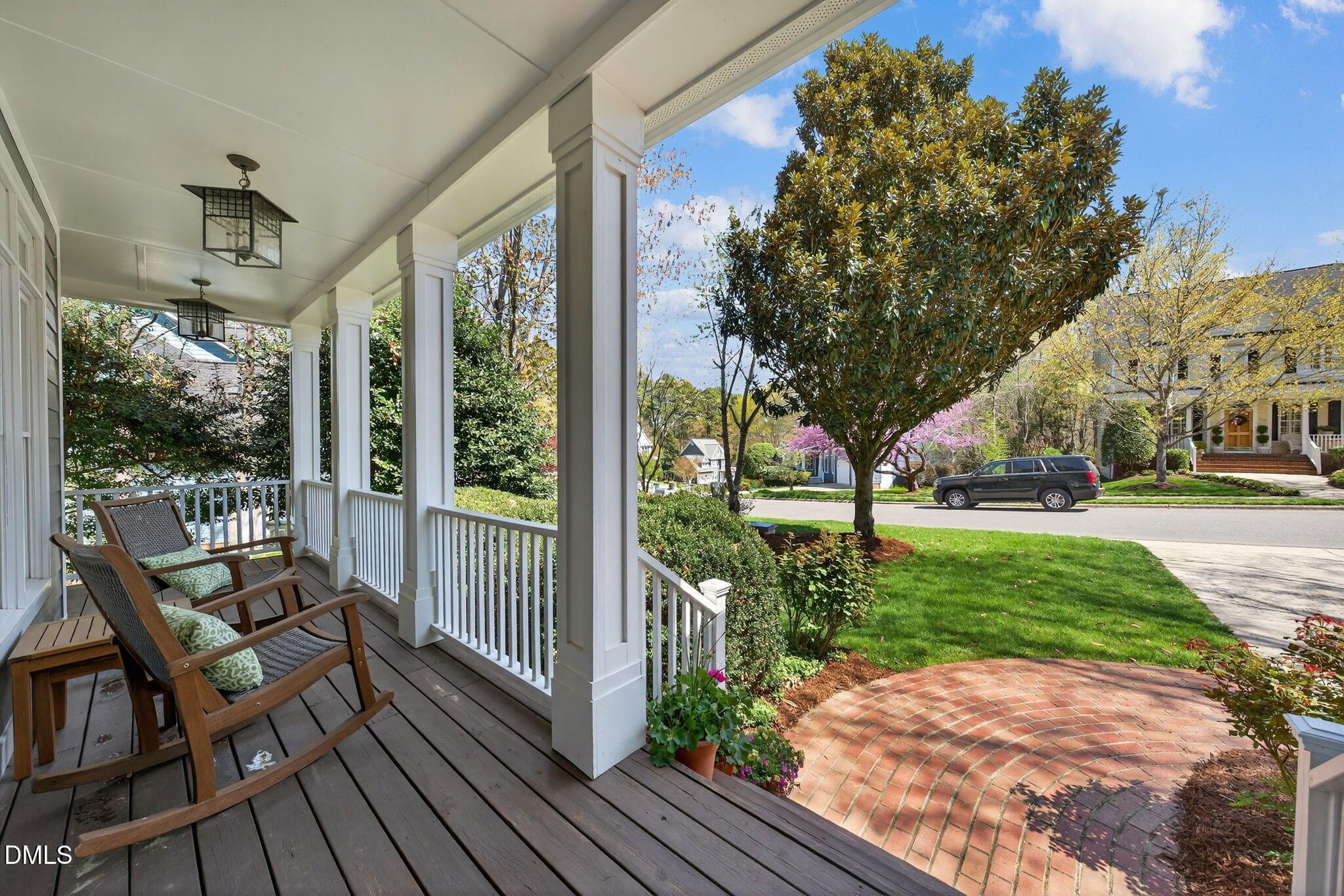 403 Rossburn Way Chapel Hill, NC 27516 - Photo 6 of 47 7-web-or-mls-403 Rossburn-56