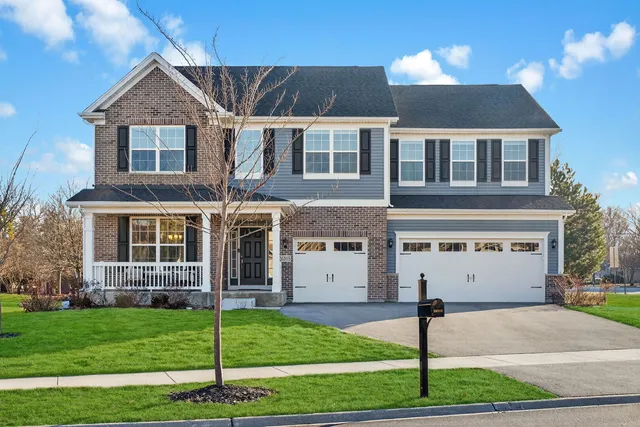 $725,000 | 26315 Elizabeth Court, Plainfield, IL 60585