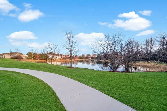 a view of building with outdoor space